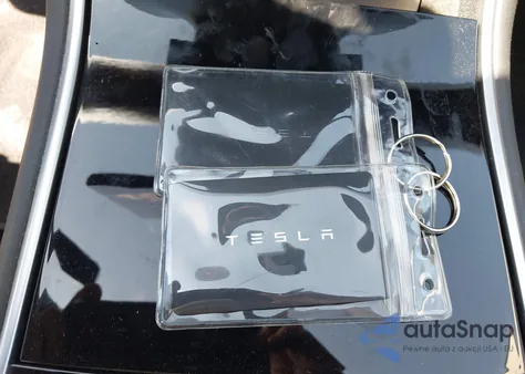 2018 Tesla Model 3 Long Range/Mid Range из США, поврежденный, VIN 5YJ3E1EA8JF152214